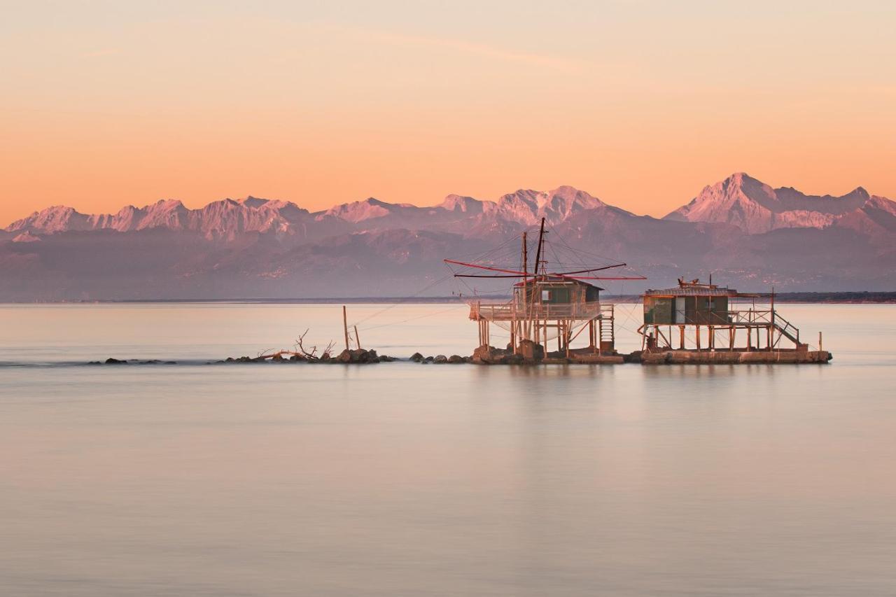 Villetta Stile Liberty A Marina Di Pisa Buitenkant foto