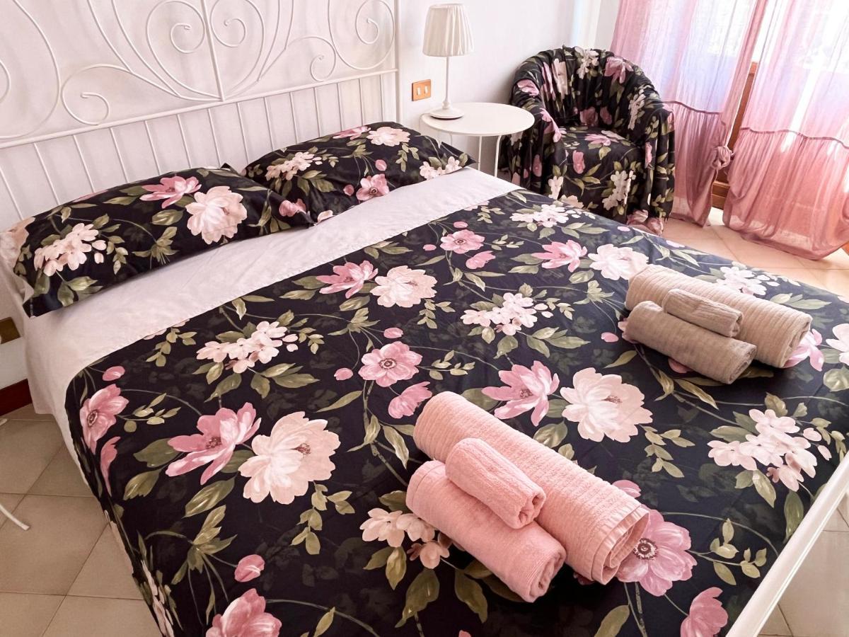 Villetta Stile Liberty A Marina Di Pisa Buitenkant foto